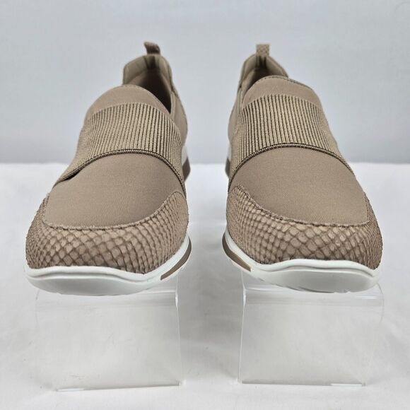 Walking Cradles Sneakers Women's 7.5 M Slip On Dakota Light Taupe W-143403 NIB - Picture 3 of 15